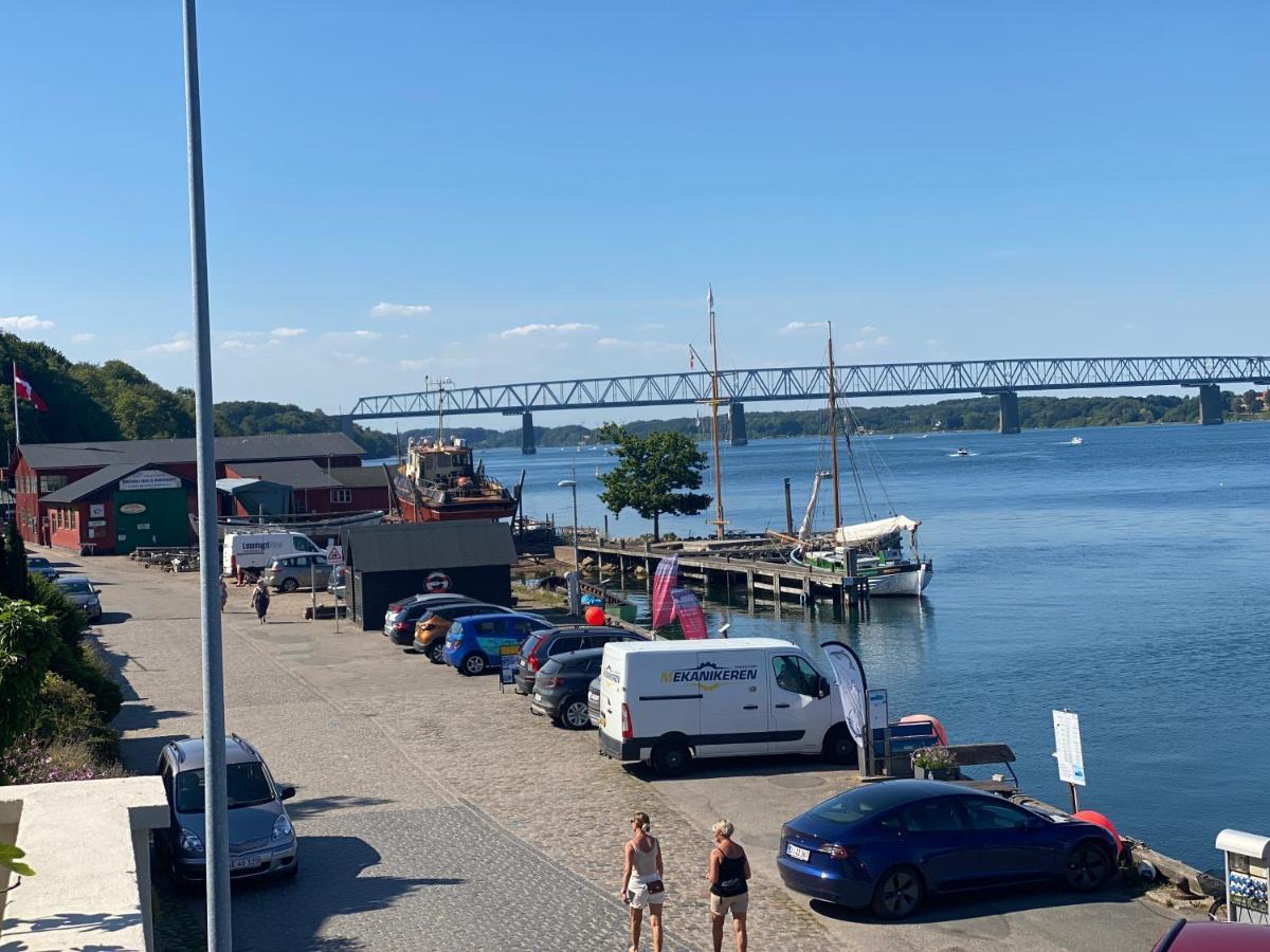 Dock House 95-97 Apartamento Middelfart Exterior foto